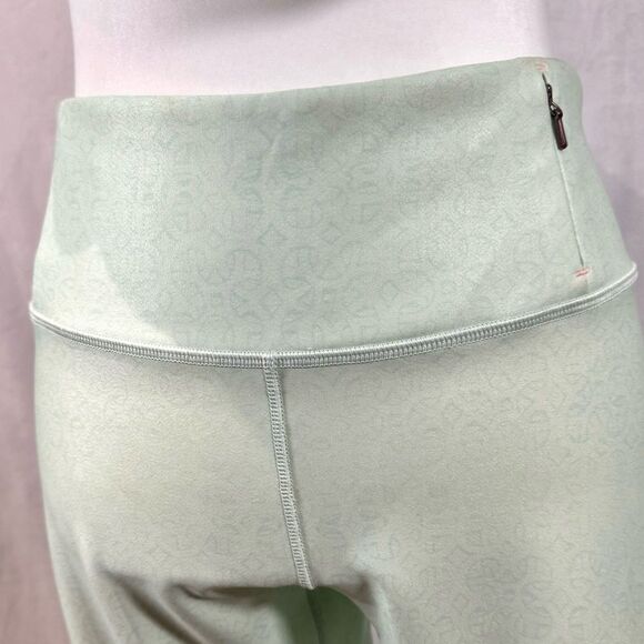 Calia by Carrie Underwood desert landscape mid rise capri active leggings size M - Picture 6 of 8